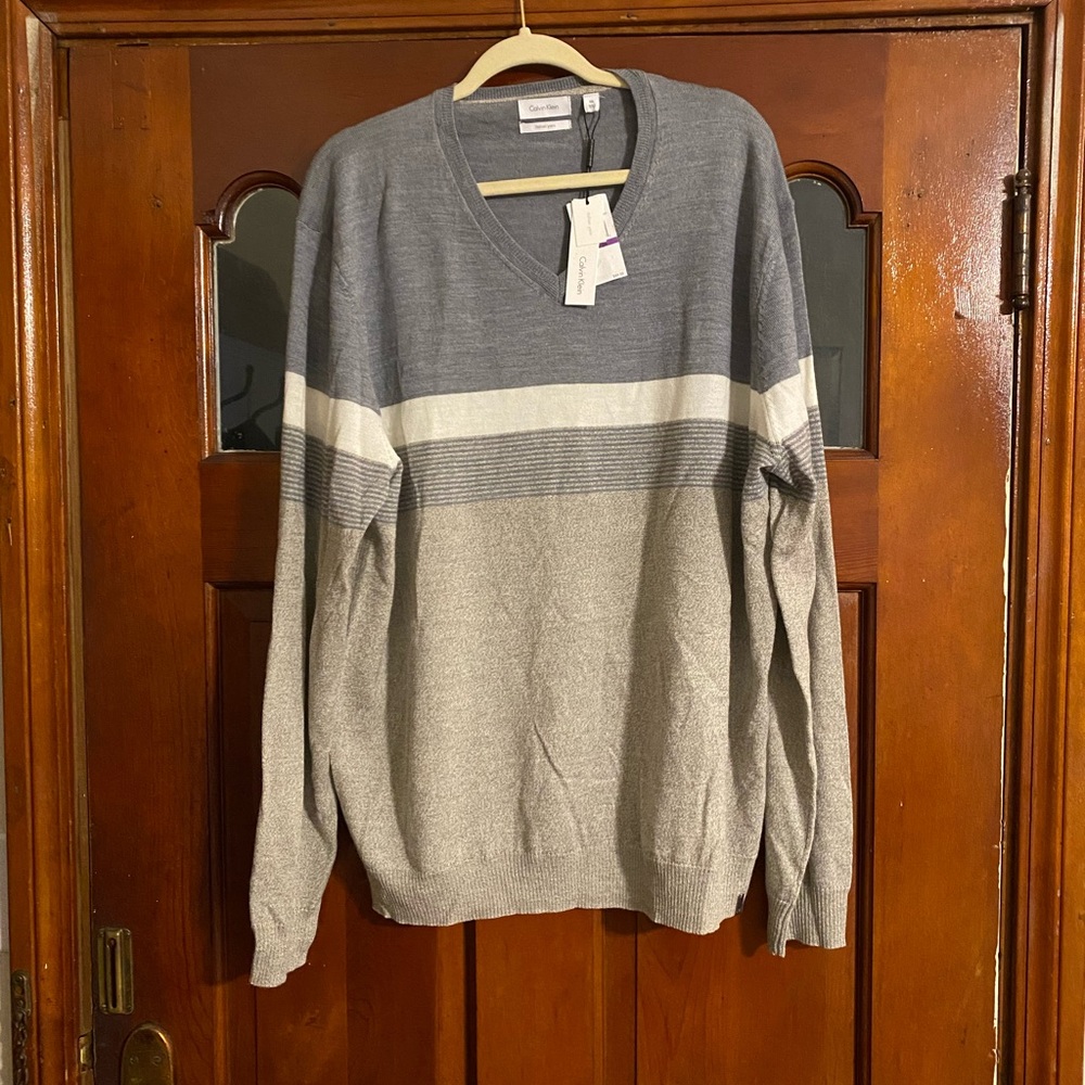 2XL Calvin Klein Italian Yarn V-Neck Sweater (NWT)
